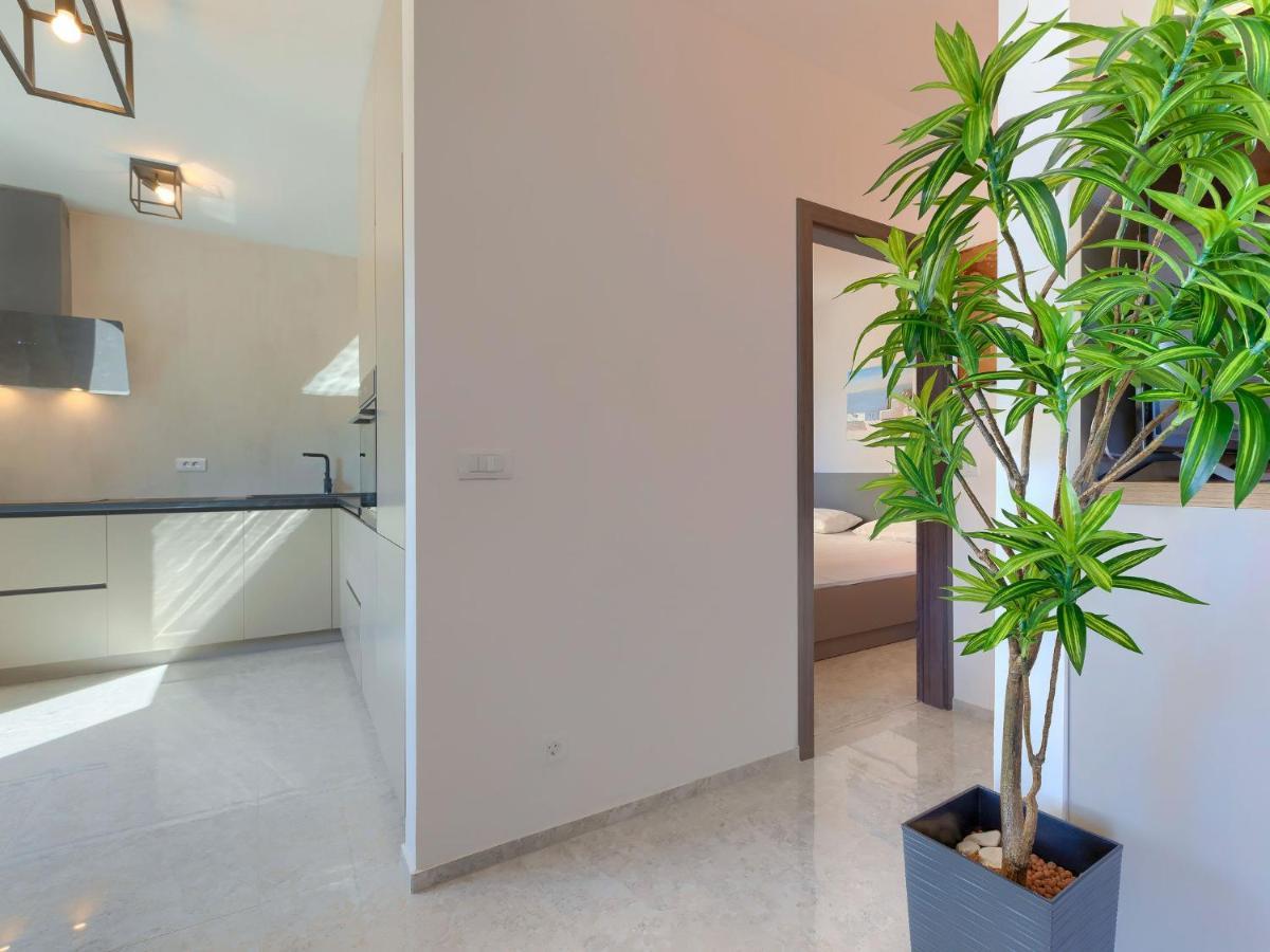 Apartment Wing 77 By Interhome Pula Exterior photo